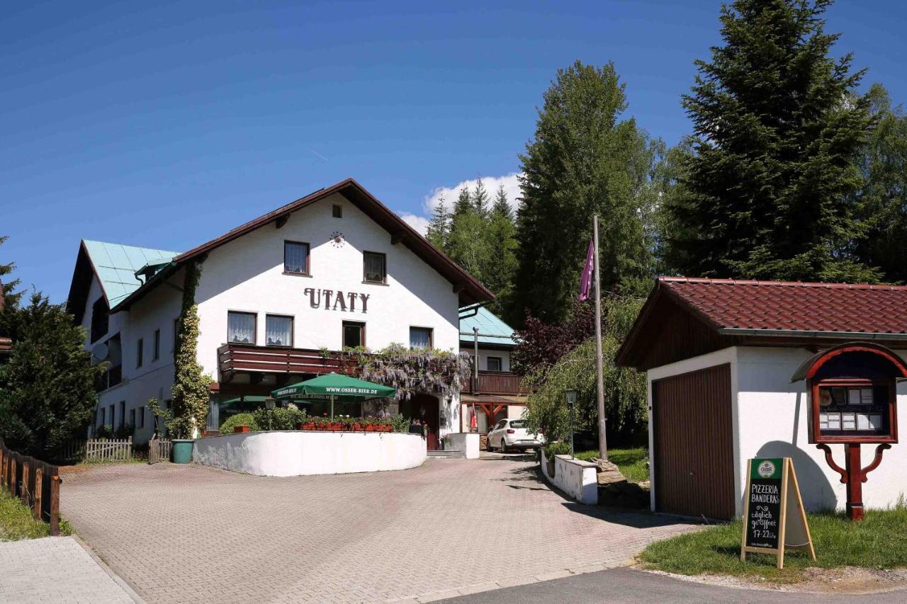 Pizzeria A Penzion Banderas Bayerisch Eisenstein Eksteriør bilde