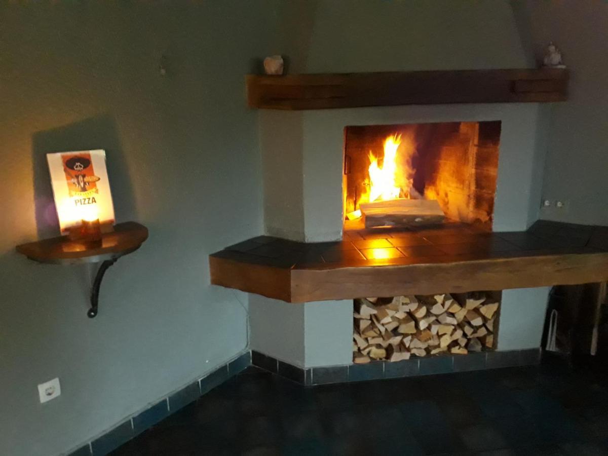 Pizzeria A Penzion Banderas Bayerisch Eisenstein Eksteriør bilde